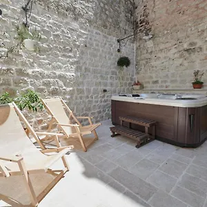 Villa Kudelik - Stone Story Bed & Breakfast
