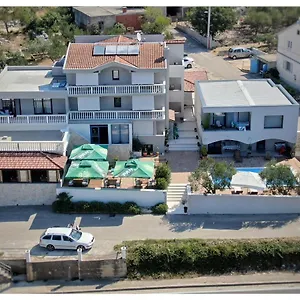https://hotel-stipe.hotelinzadar.com